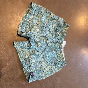 Floral Blue Women's Shorts